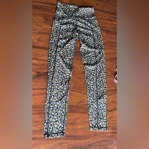 Aeropostale Women's Skinny Jeans - Black and Yellow Floral